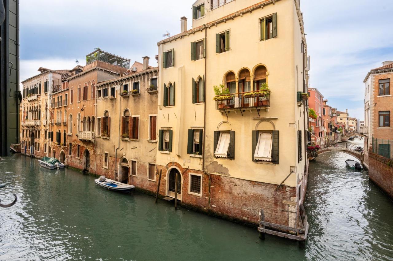 Palazzo Borgoloco Apartment Венеция Екстериор снимка