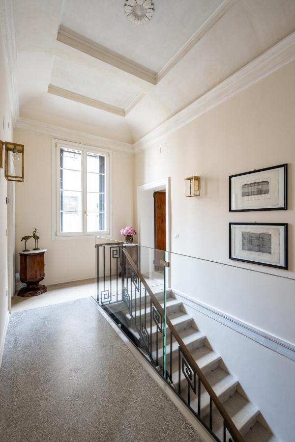 Palazzo Borgoloco Apartment Венеция Екстериор снимка