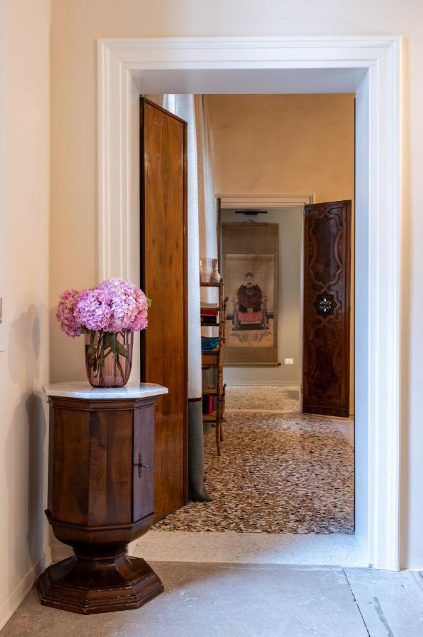 Palazzo Borgoloco Apartment Венеция Екстериор снимка